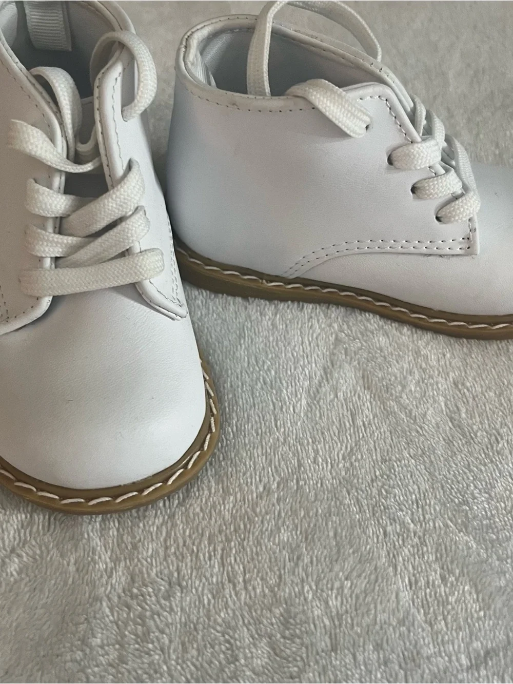 Trimfoot Co. Toddler White Leather Lace Up Walking Shoes Sz 4